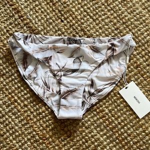 MIKOH Zuma 2 Basic Cut Bottom in Tahitian Blossom NWT size XS